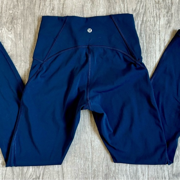 Lululemon Navy Blue Activewear Pants SZ:4 - Picture 7 of 8